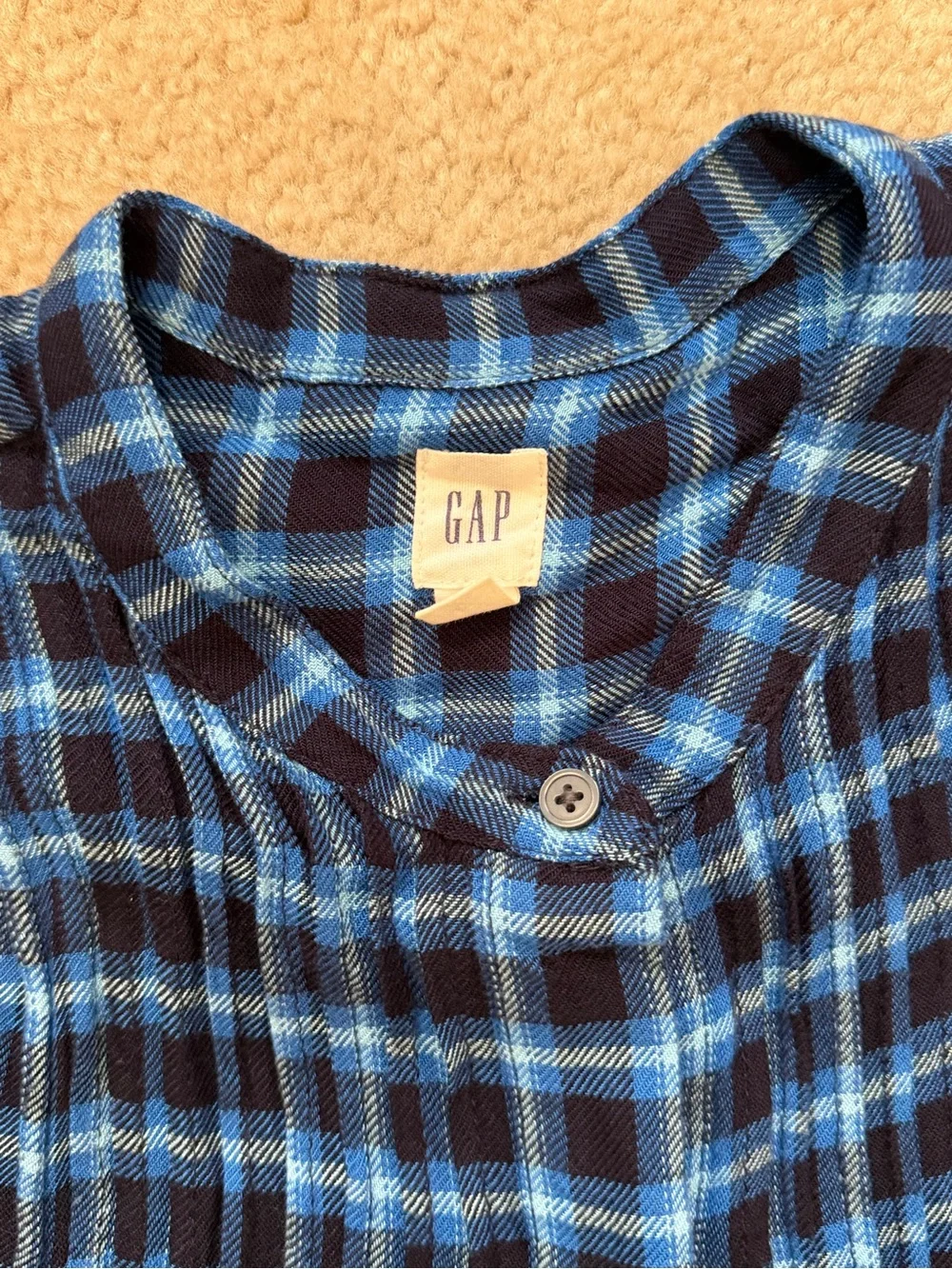 Gap Blue Plaid Pintuck Flowy Preppy Blouse Long Sleeve Front Button